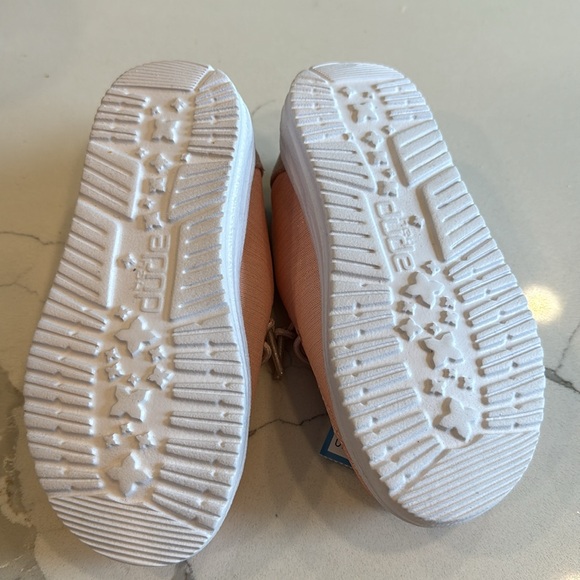 Little girls Hey dudes - Picture 2 of 4